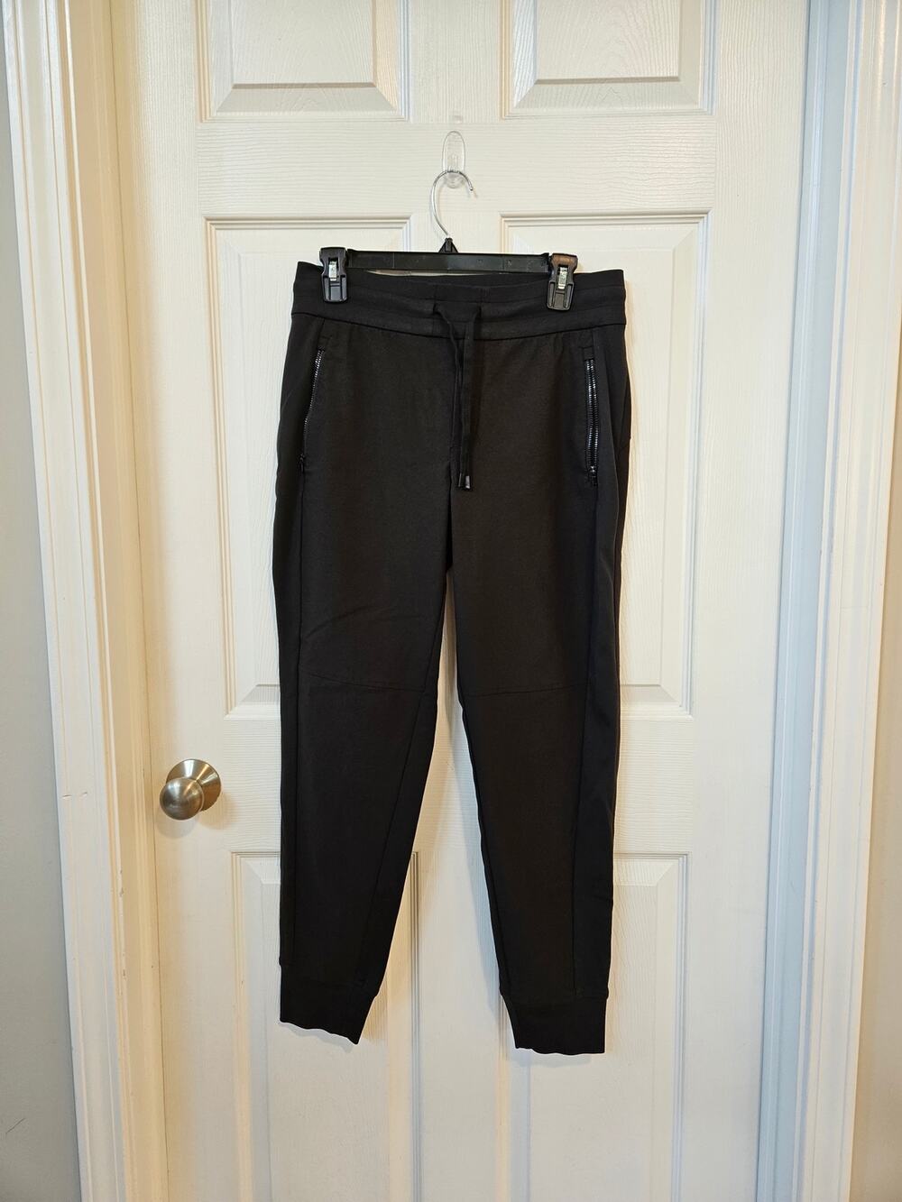 Athleta Headlands Hybrid Trek Jogger Pants Black Size 6 Zipper Pockets
